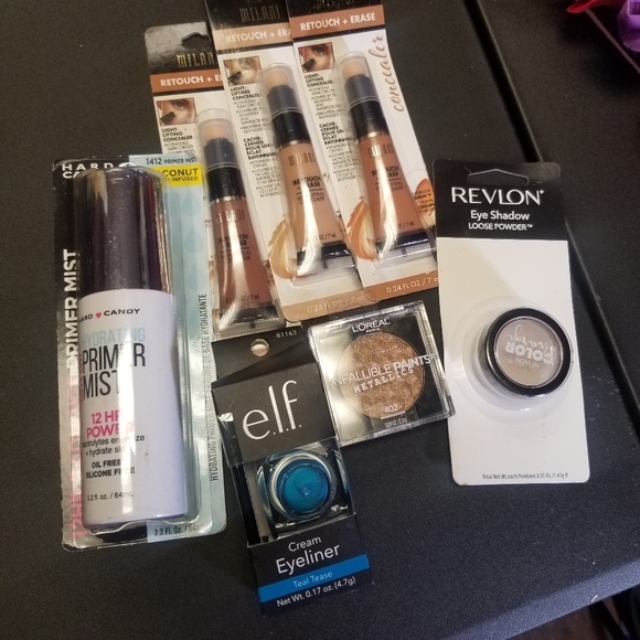 Makeup Bundle - Picture 2 of 2